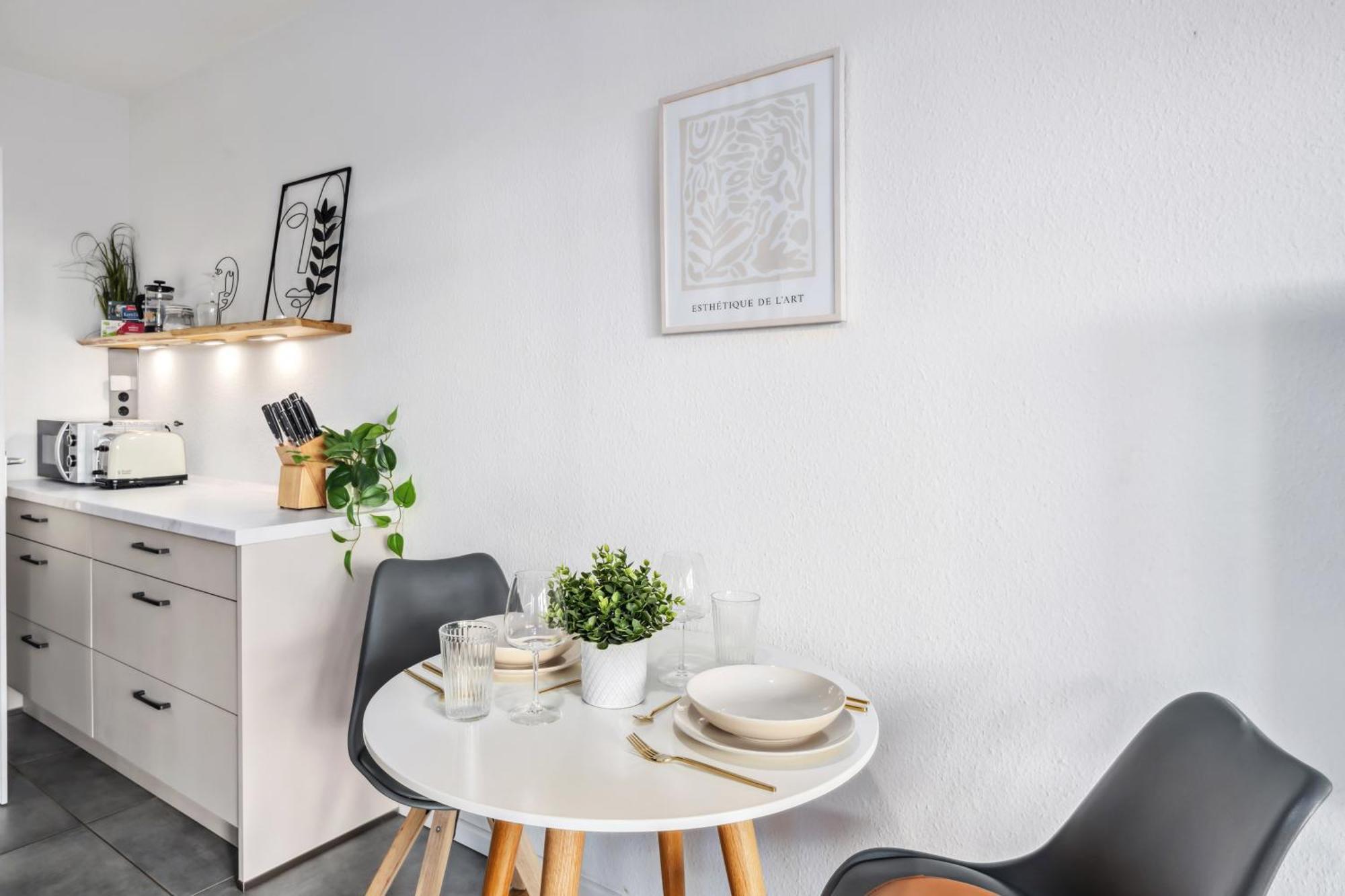 Traber Apartments Studio Kaffee Terrasse & Parken Leipzig Bagian luar foto